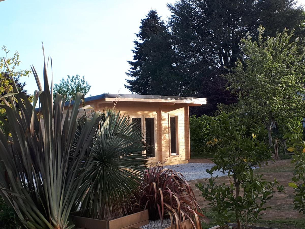 Gite "Le Mesminois" Etablissement Avec Espace Bien-Etre Et Sauna Saint-Mesmin  外观 照片