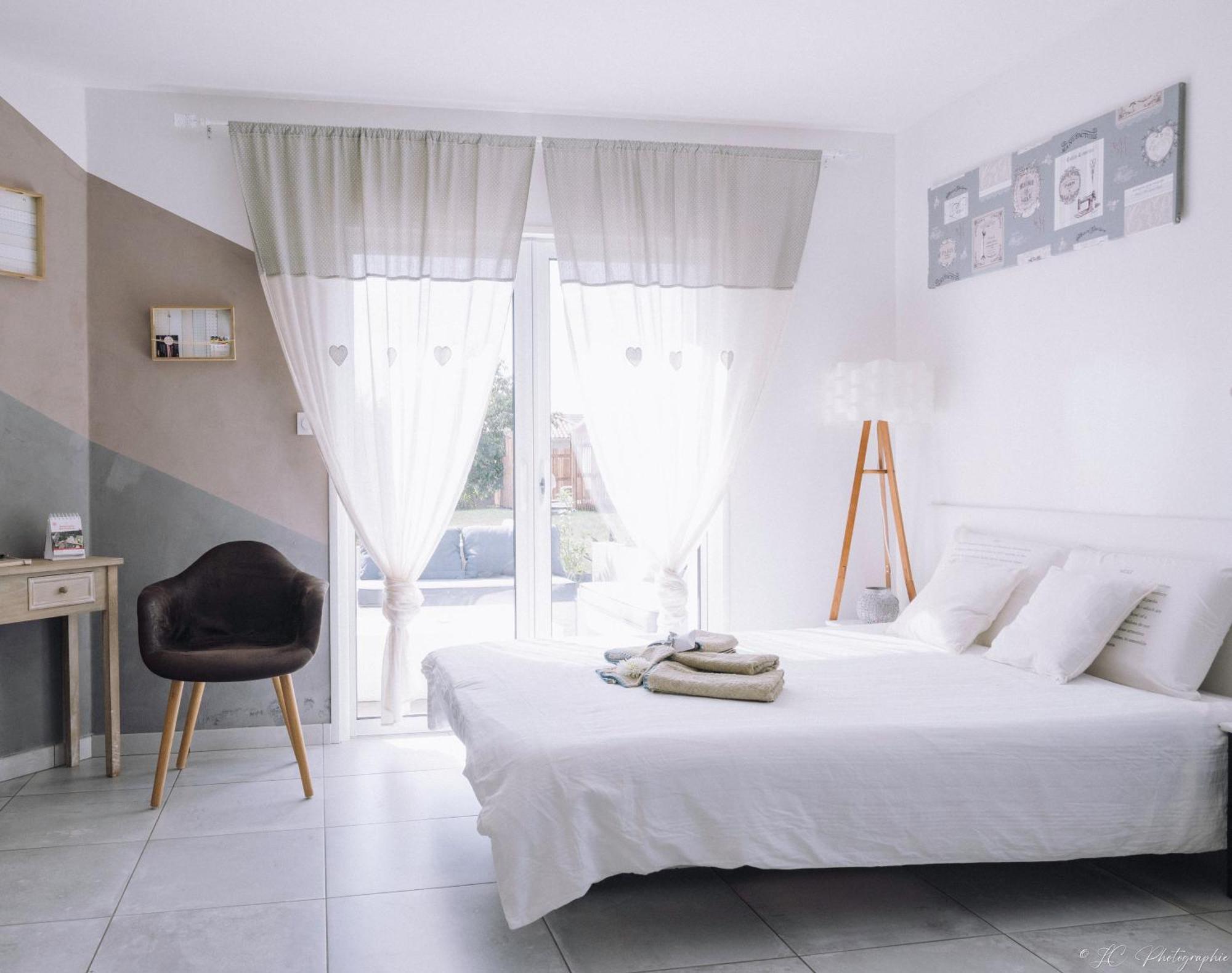 Gite "Le Mesminois" Etablissement Avec Espace Bien-Etre Et Sauna Saint-Mesmin  外观 照片